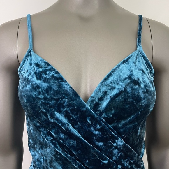 New Look Velvet Faux Wrap Dress Sz 8 Strappy Party Holiday Sexy - Picture 10 of 14